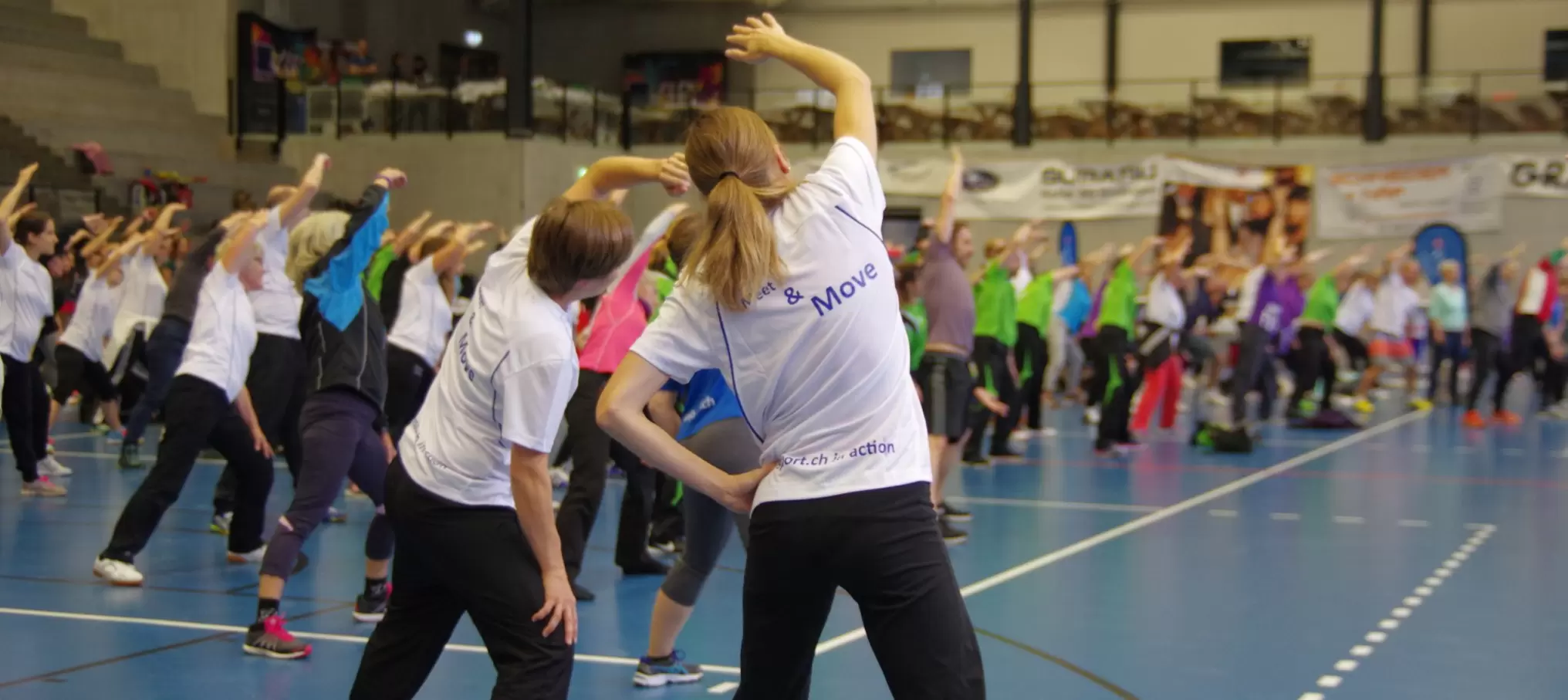 Behindertensportleiter bewegen und begegnen sich an der grossen Kursleitertagung in Siggenthal