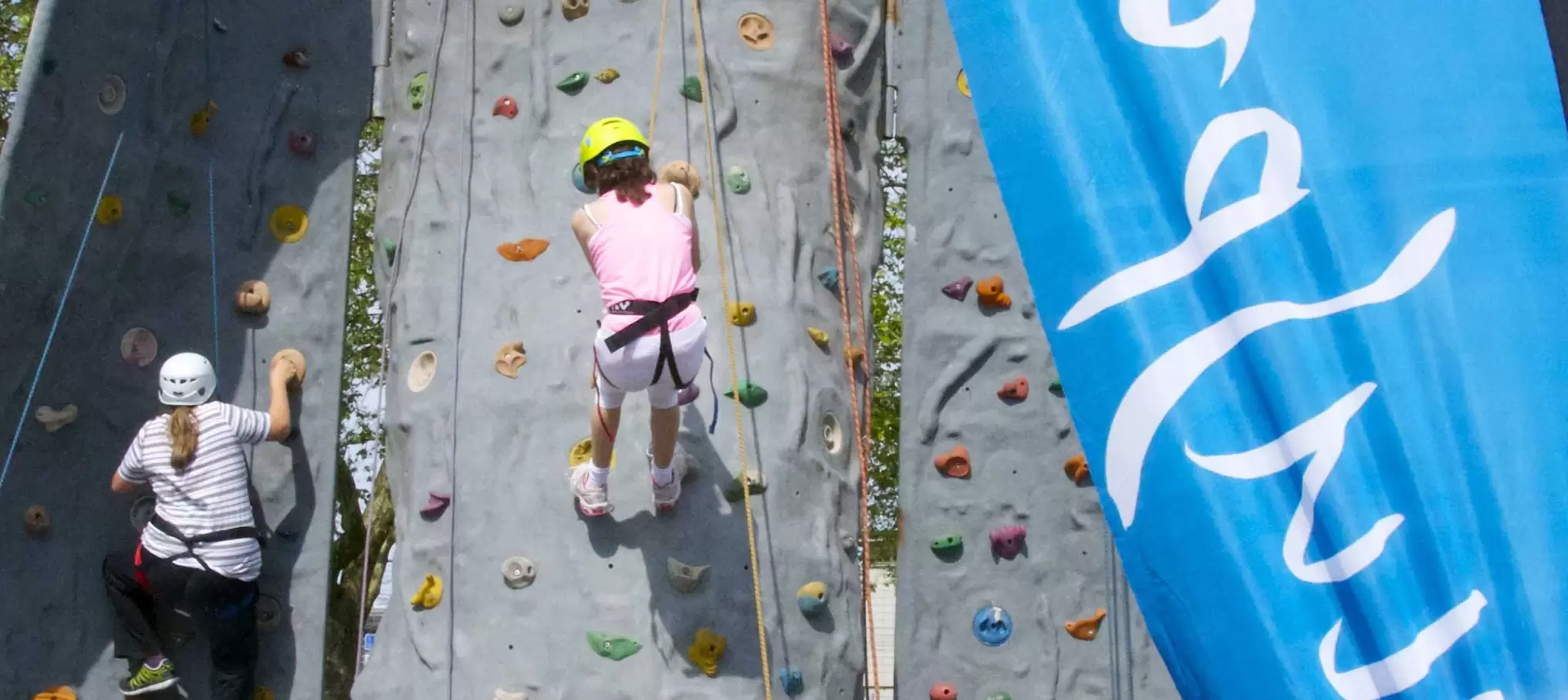 Une PluSportive séduite par la boxe lors de la journée Trend+Sport+Fun à Macolin