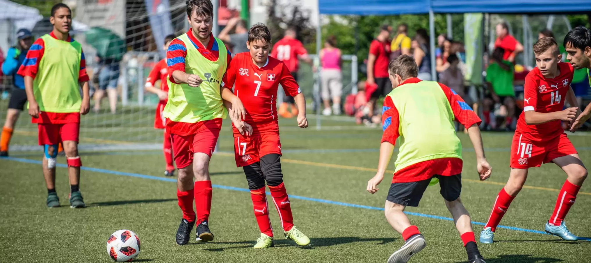 Fussball spielen mit und ohne Behinderung - PluSport macht's möglich