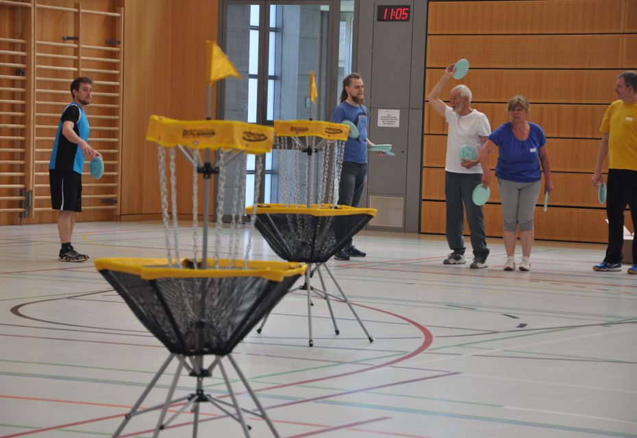 Disc-Golf ist für unterschiedliche Behinderungsformen spielbar