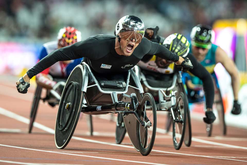 Goldjubel von Marcel Hug  -  Martin Rhyner/Swiss Paralympic