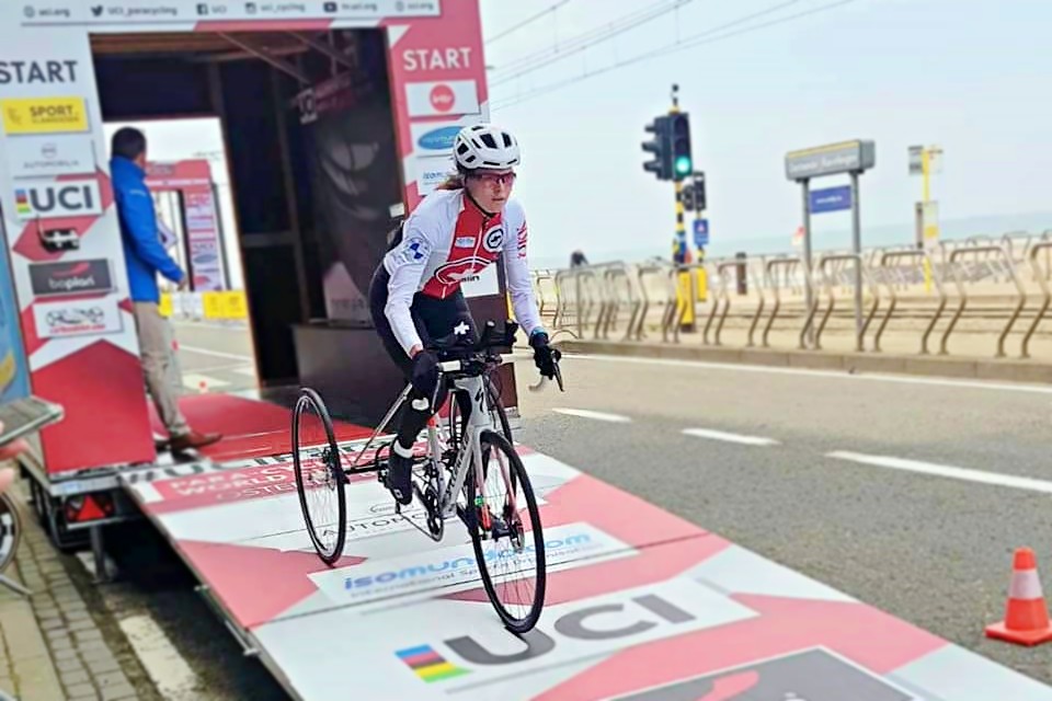 Après le dressage et l'athlétisme, Celine van Till mise déjà avec succès sur le tricycle